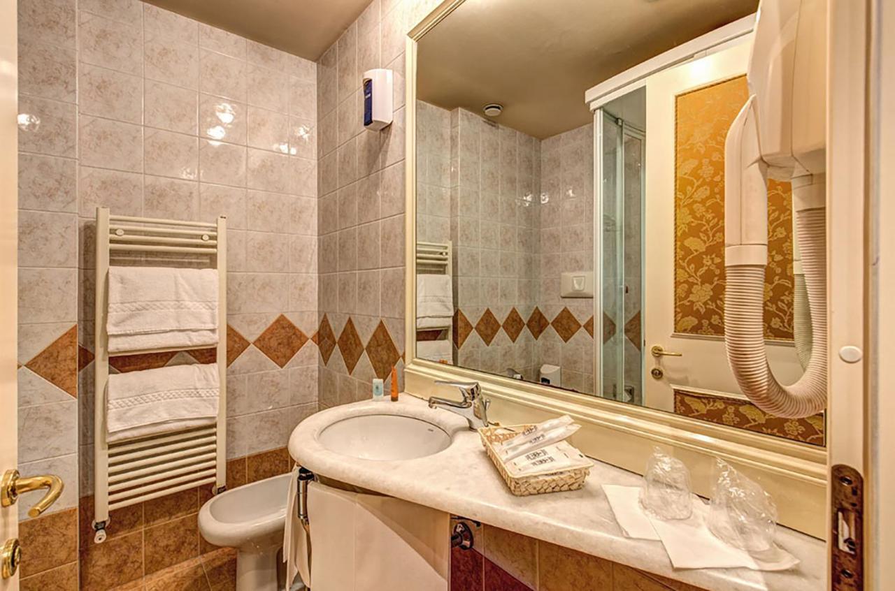Dreamhotel 4*
