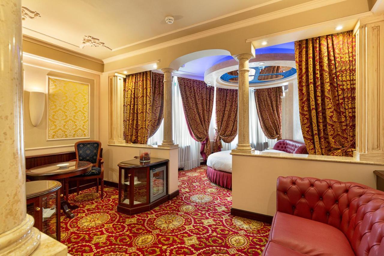Dreamhotel Hotel