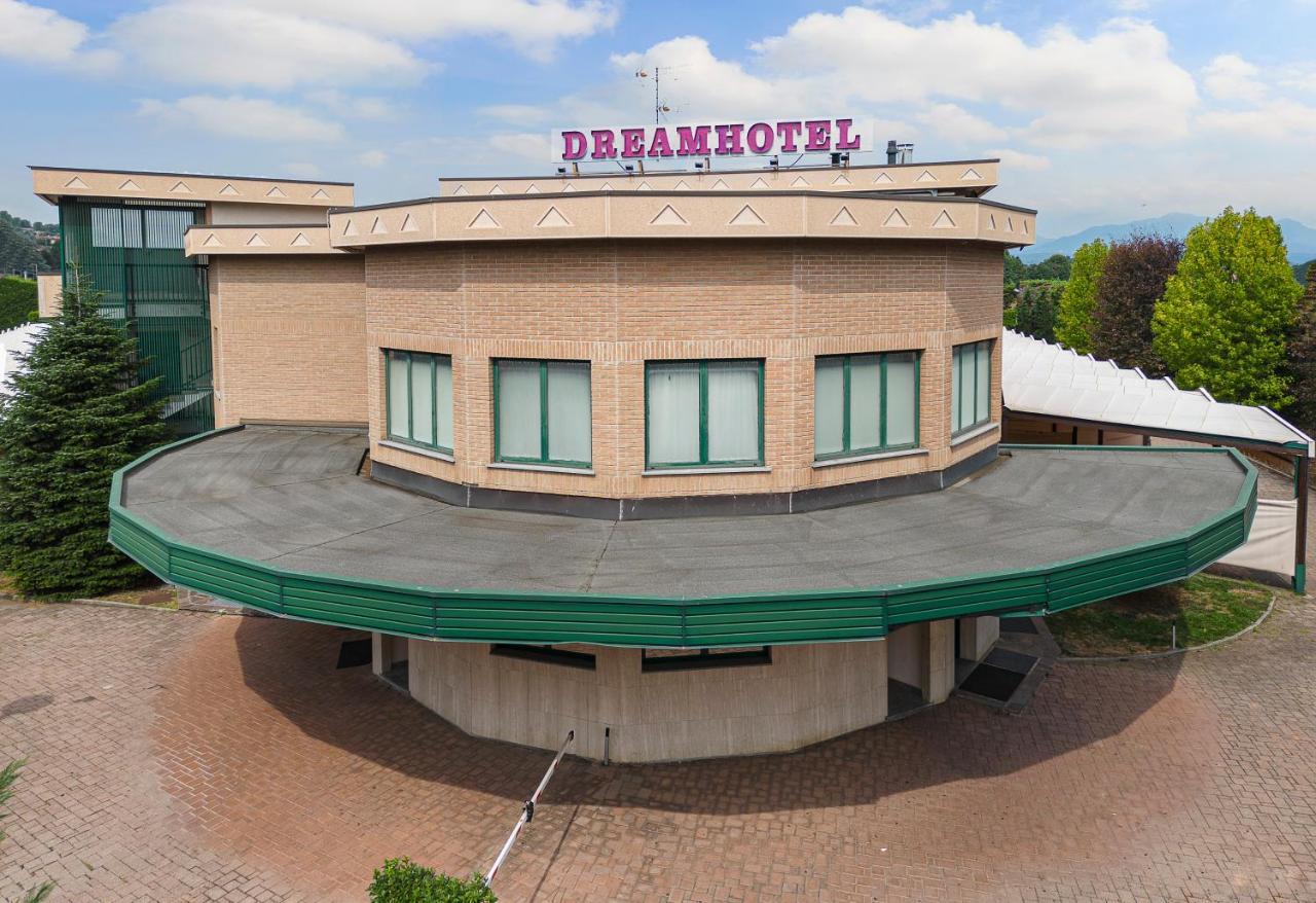 Dreamhotel