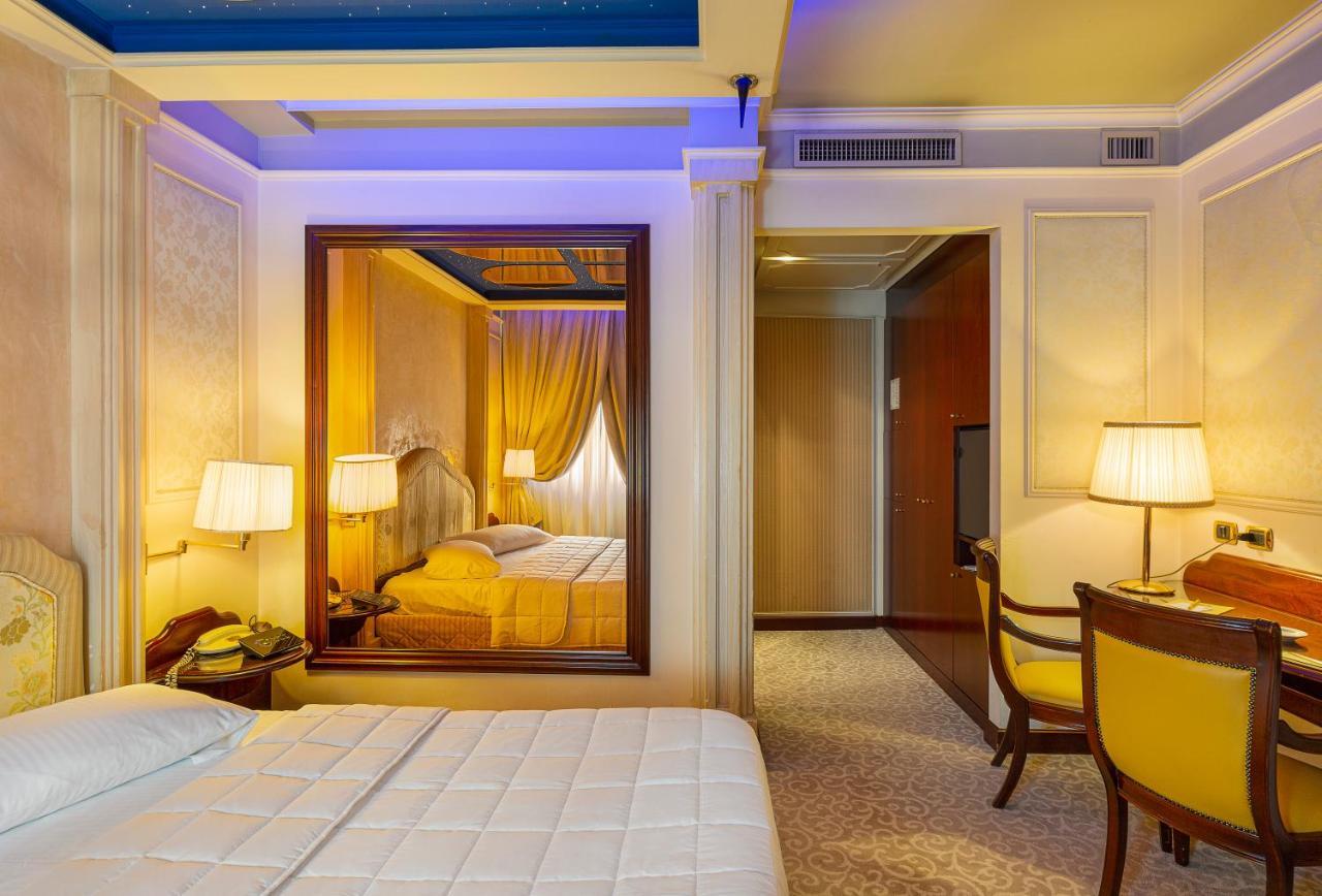 Dreamhotel Hotel 4*