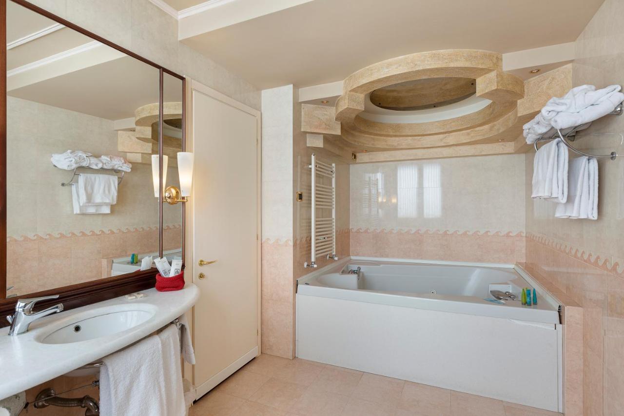 Dreamhotel 4*